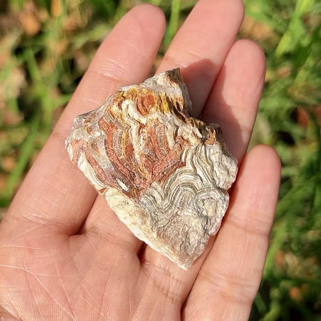 5A35G Natural Silk Agate
