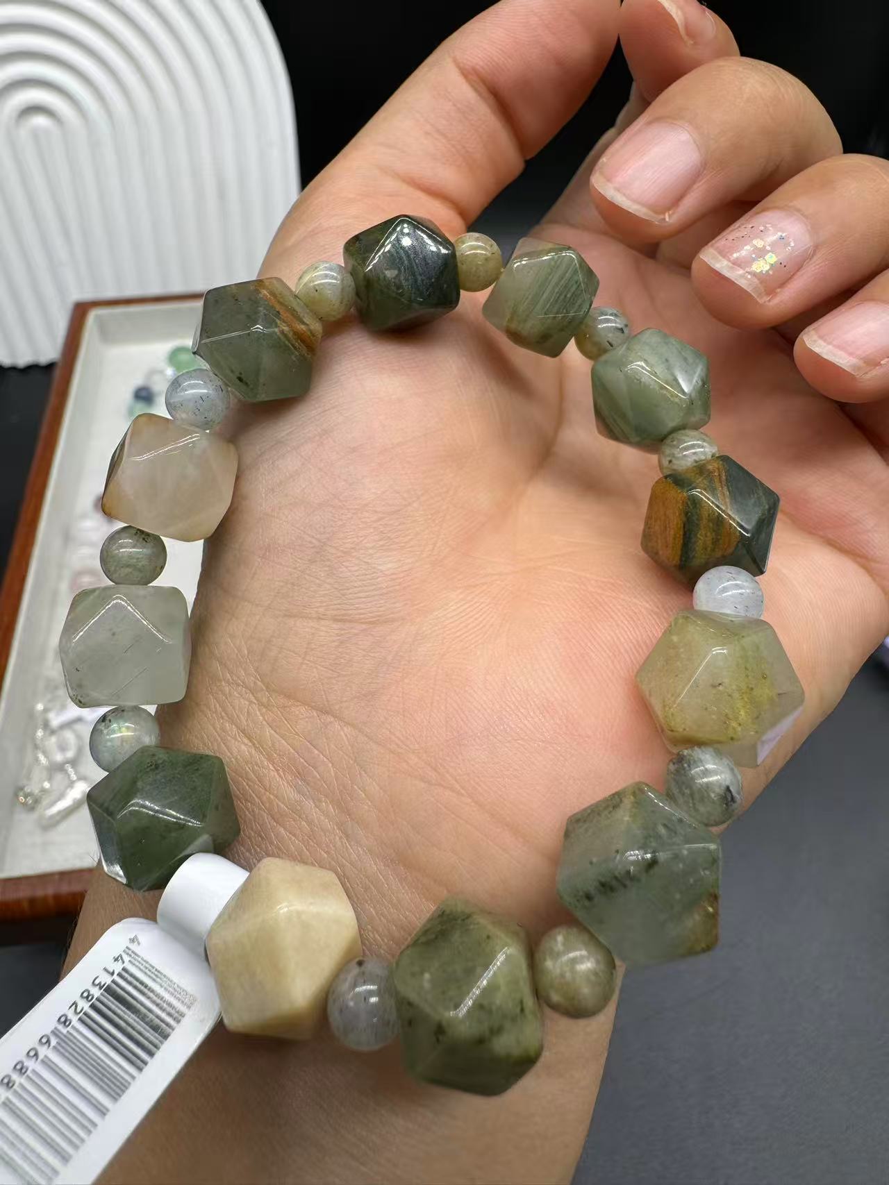 A00046 high quality DiY BRACELET (according to the theory of aesthetic design)