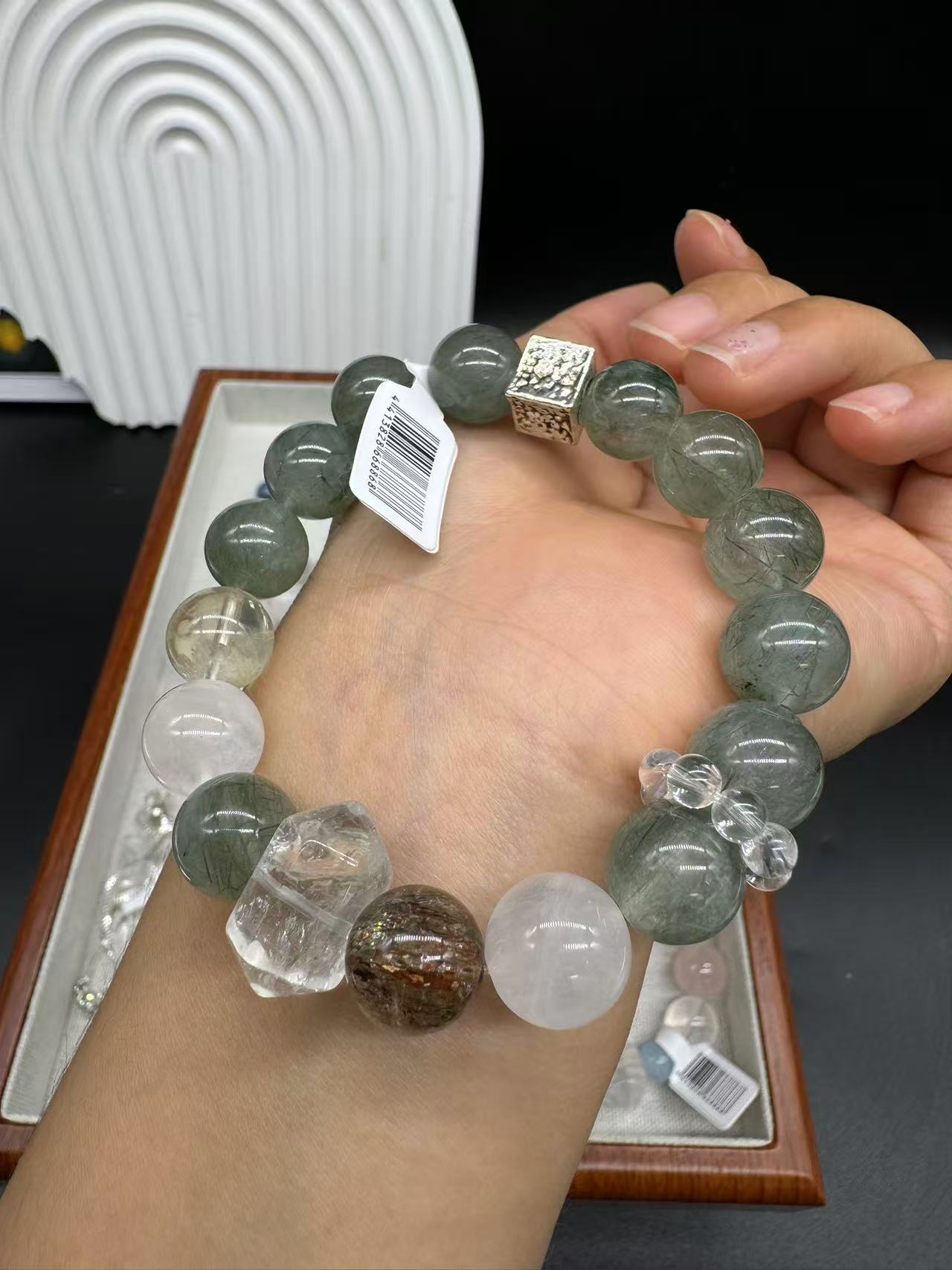 A00046 high quality DiY BRACELET (according to the theory of aesthetic design)