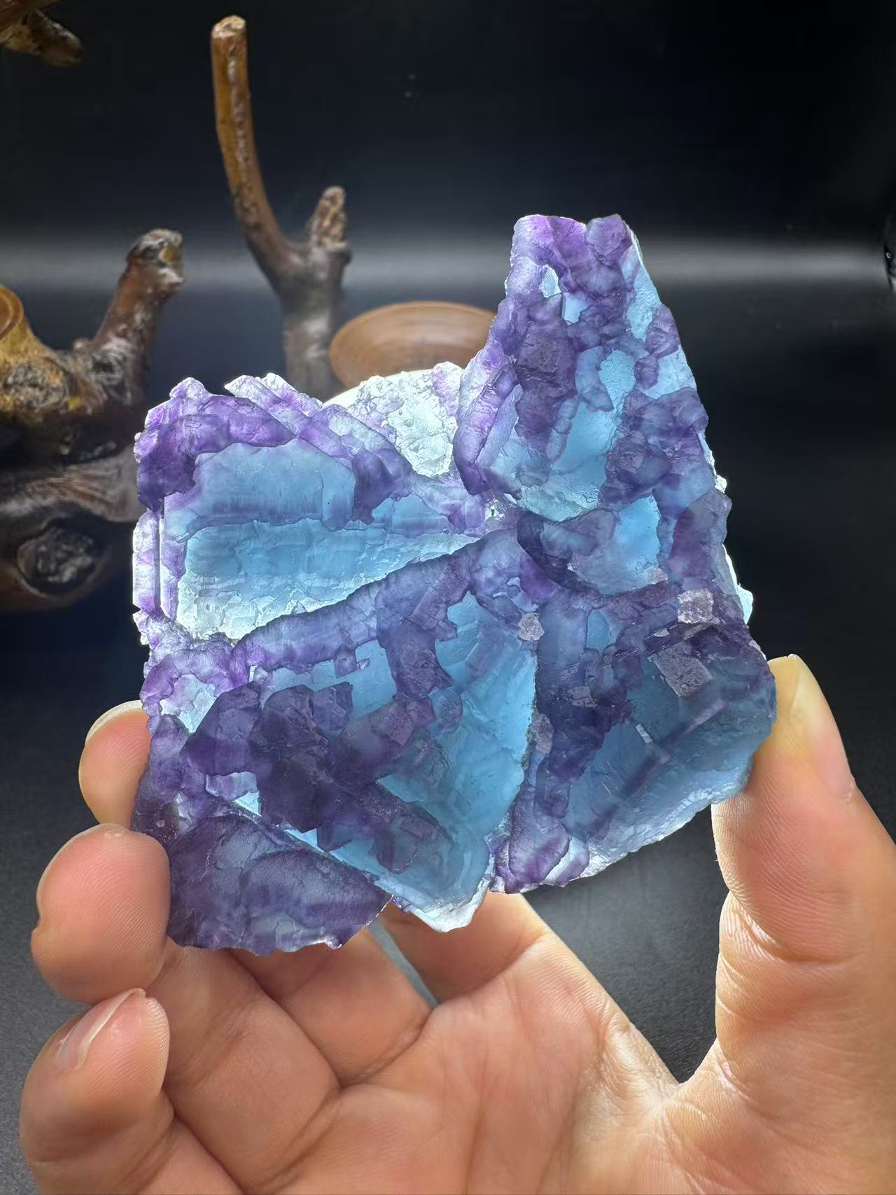 A00066 CUBE layer castle shape purple blue fluorite