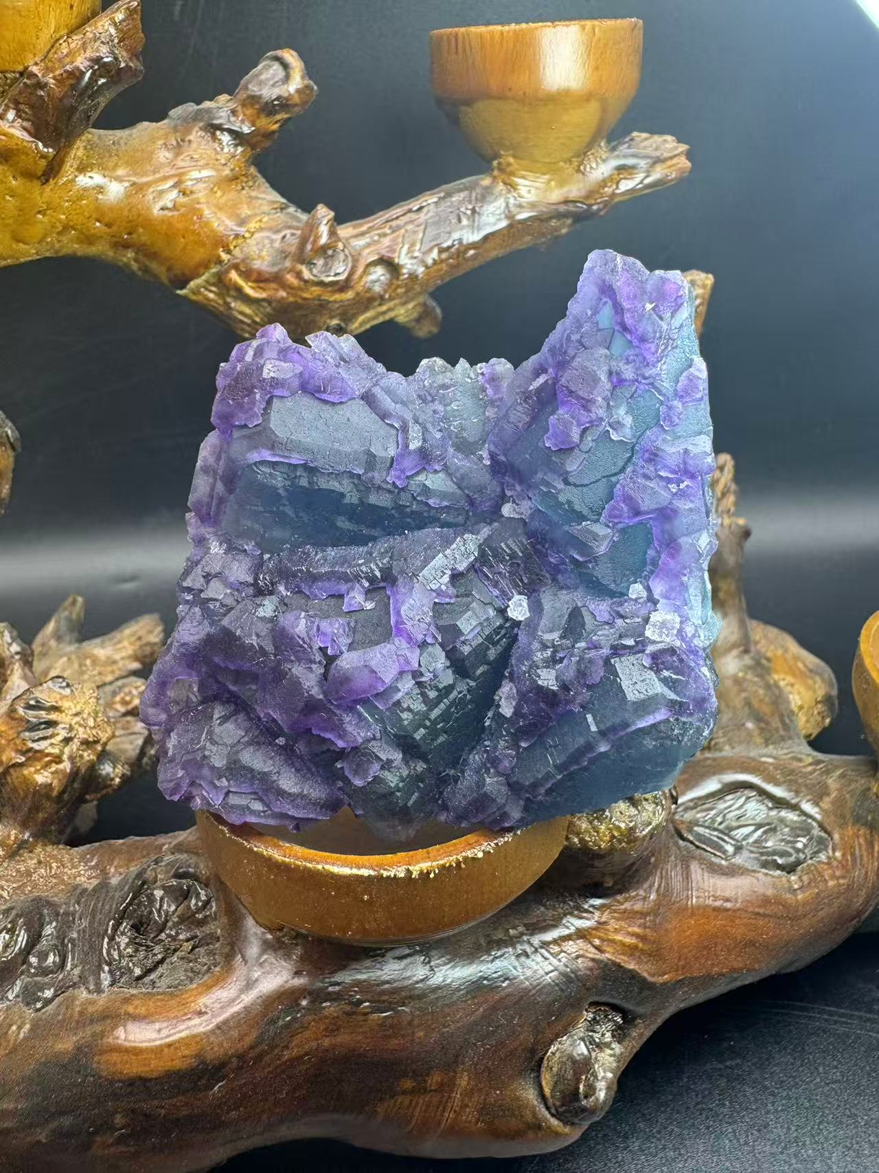 A00066 CUBE layer castle shape purple blue fluorite