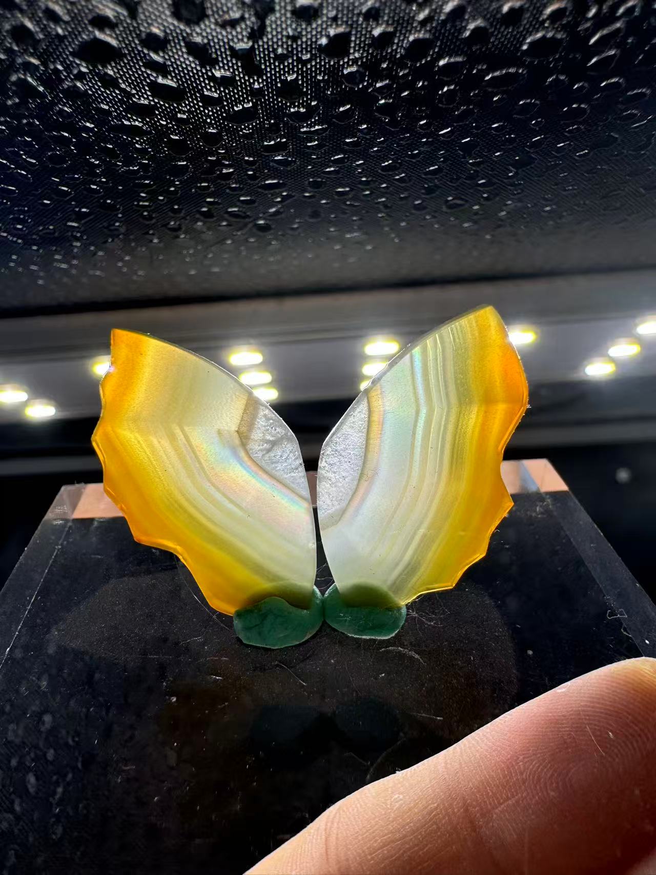 A00073 RARE UNIQUE RAINBOW IRIS agate