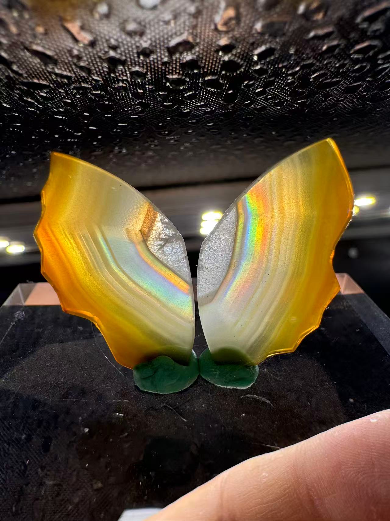 A00073 RARE UNIQUE RAINBOW IRIS agate