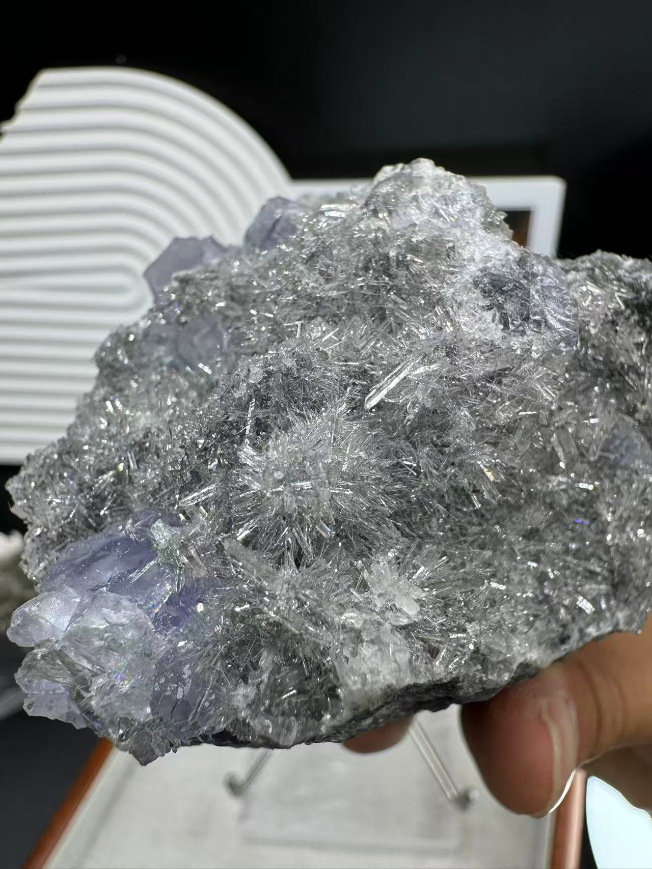 A00077 sparkly blue fluorite cluster specimen