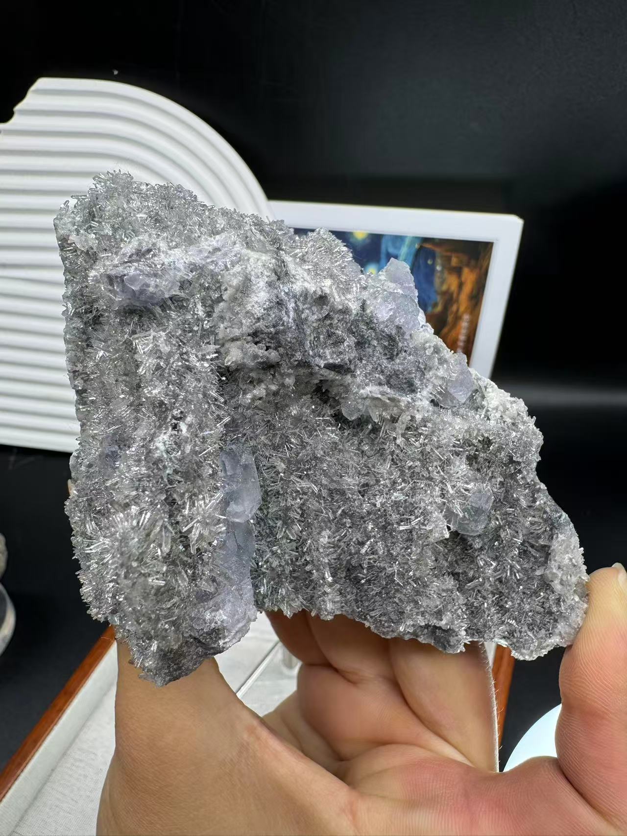 A00077 sparkly blue fluorite cluster specimen