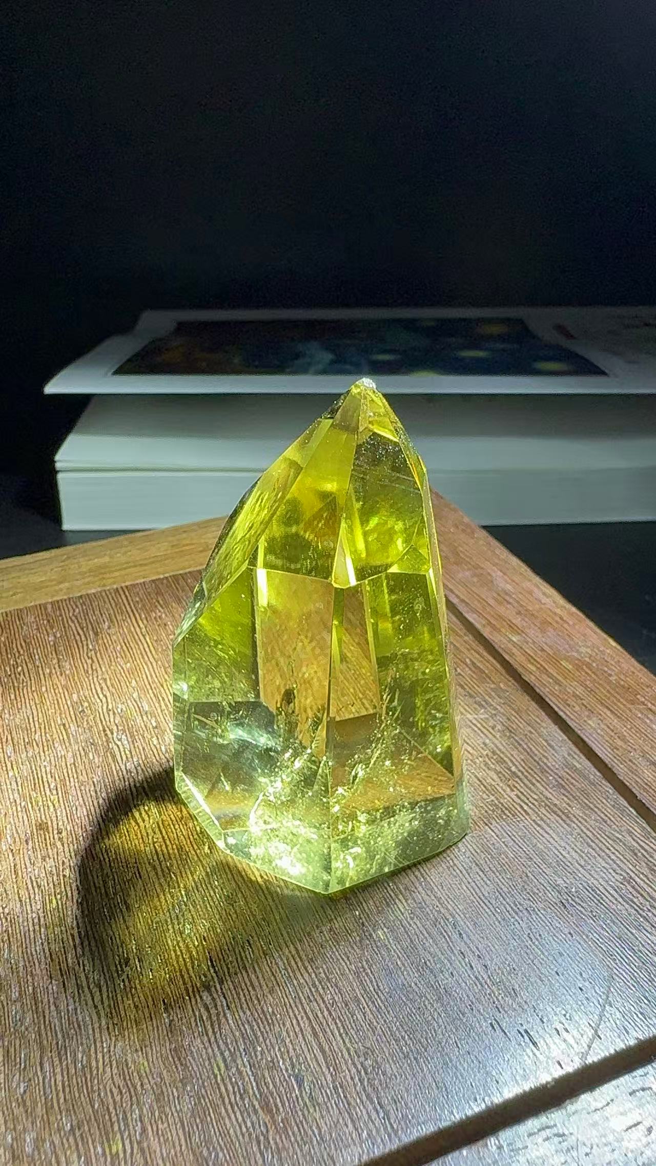 A00078 super highest quality phantom cirtrine tower with blue needle inside