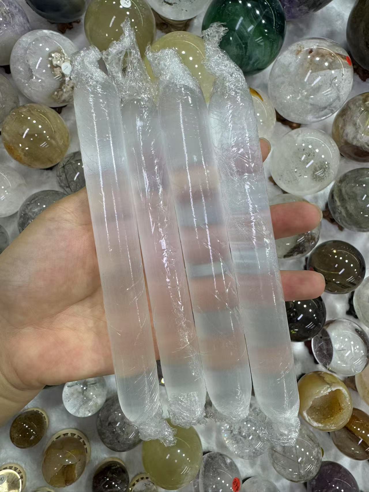 A00157 higher quality cateye flash shorter and slender selenite