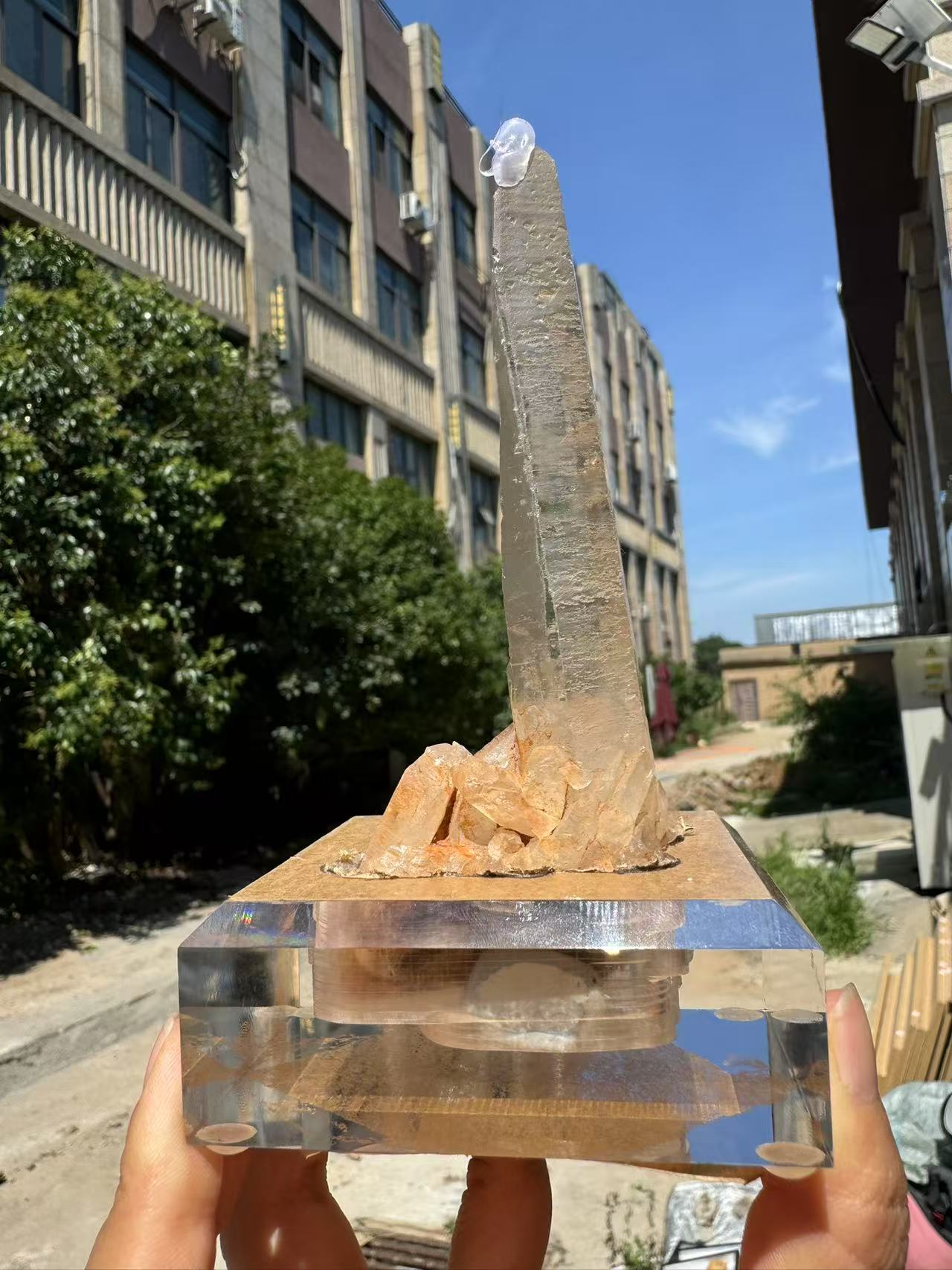 A00165 rare powerful energy chakra lemurian quartz