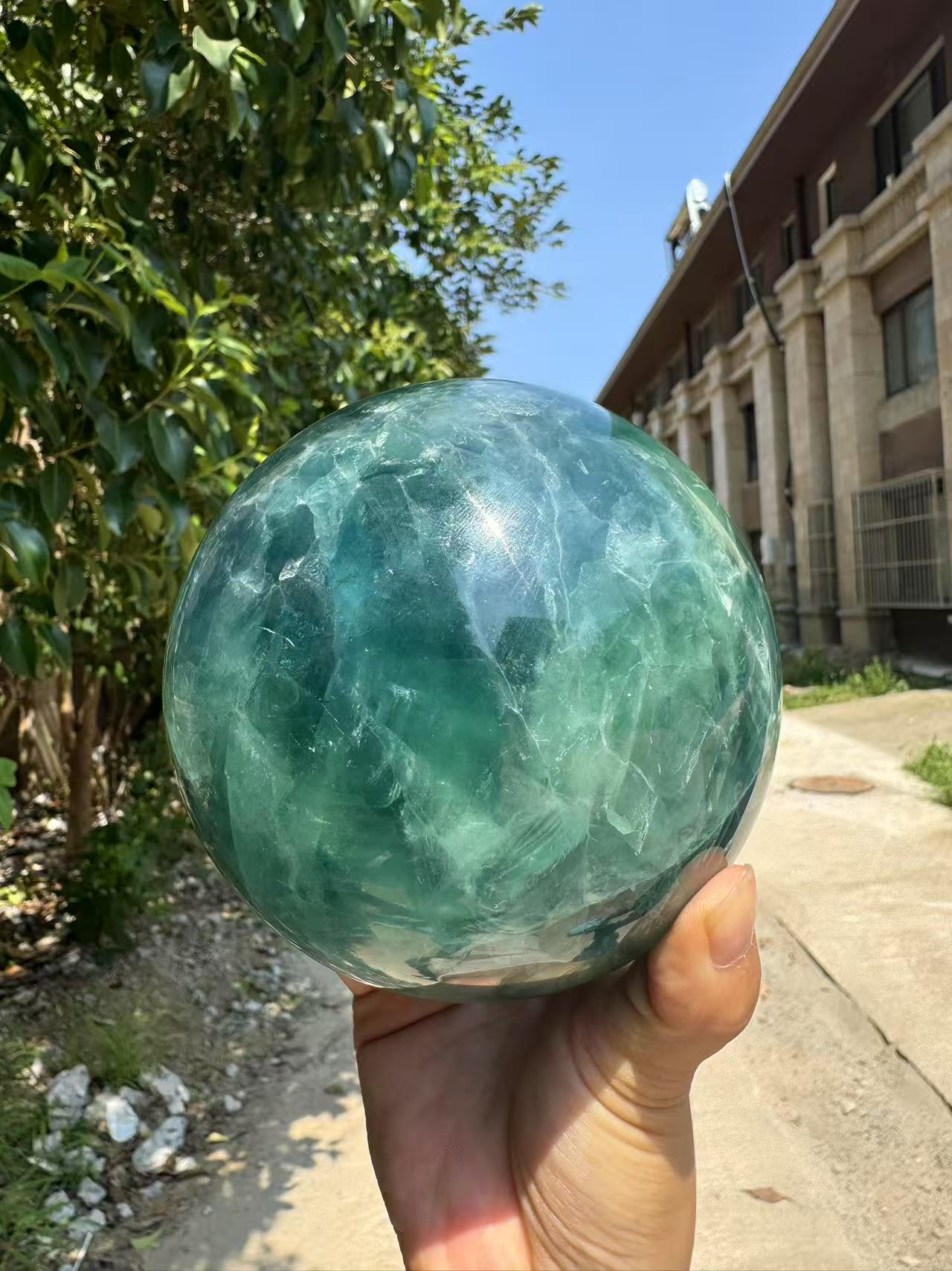 A00176 rare natural gradient color (green to blue )fluorite high quality xxl sphere
