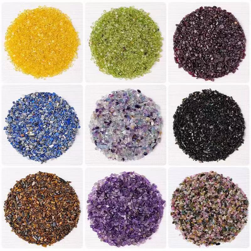 A00189 Rare natural hundreds of crystal / agate chips (note the color or material)