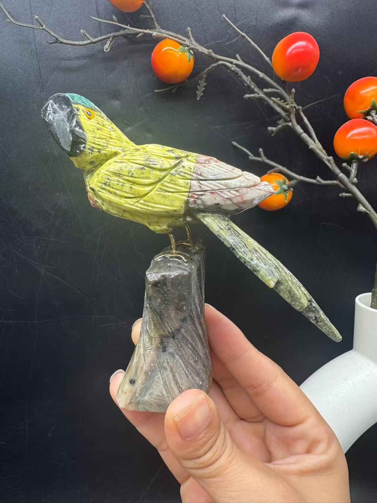 A00200 natural stone beautiful parrot bird carving saponite material