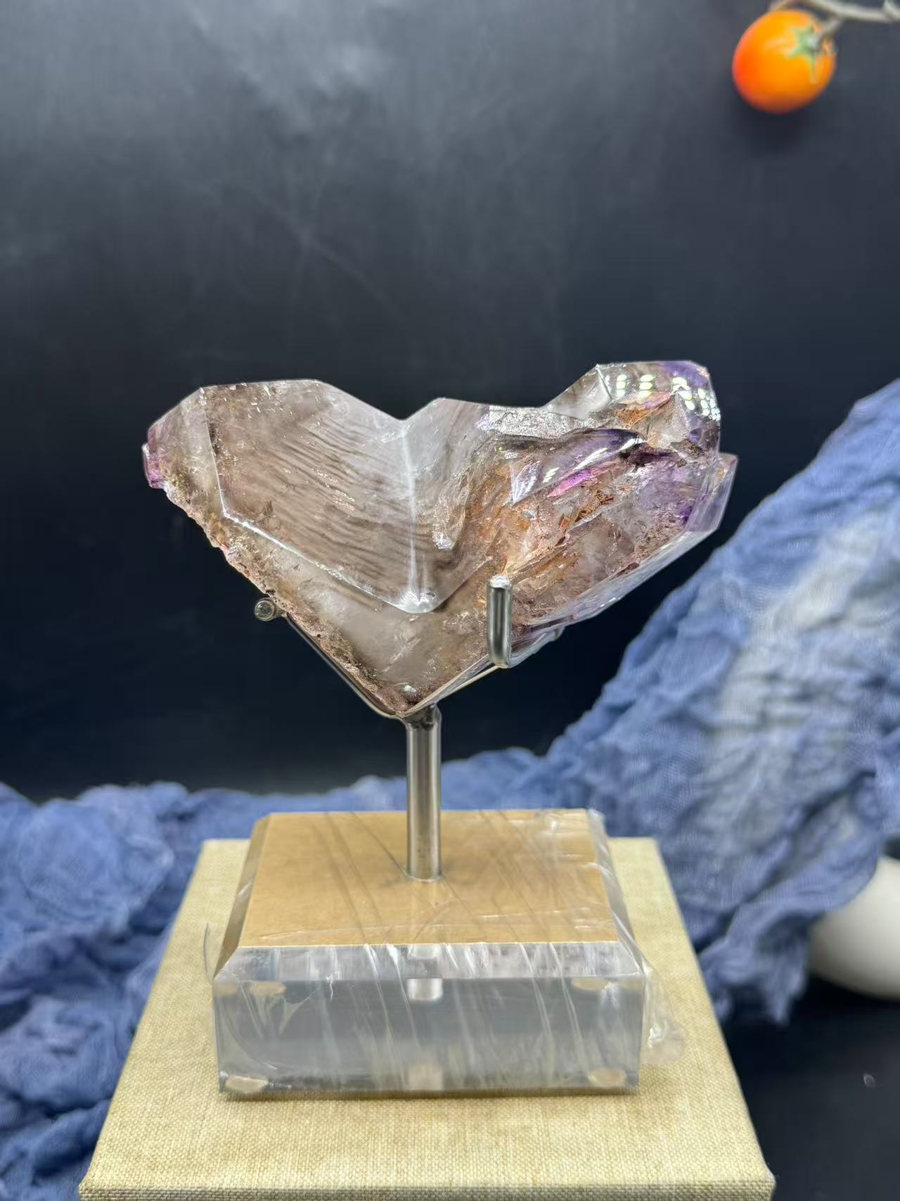 A00227 Rare natural highest quality polished super seven the shape resembles fly bird