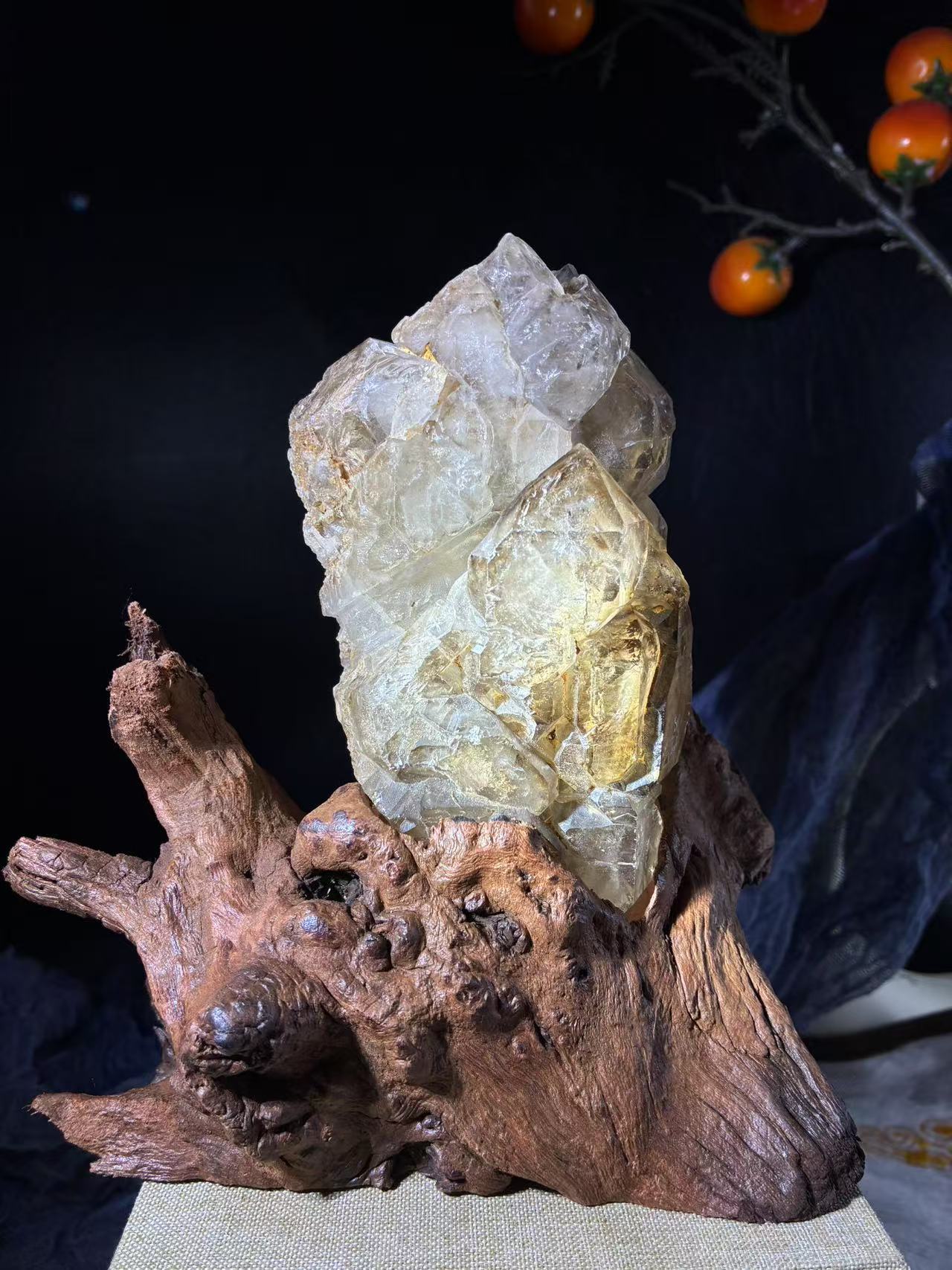 A00246 Rare natural highest quality skeleton elesicial quartz castle shape