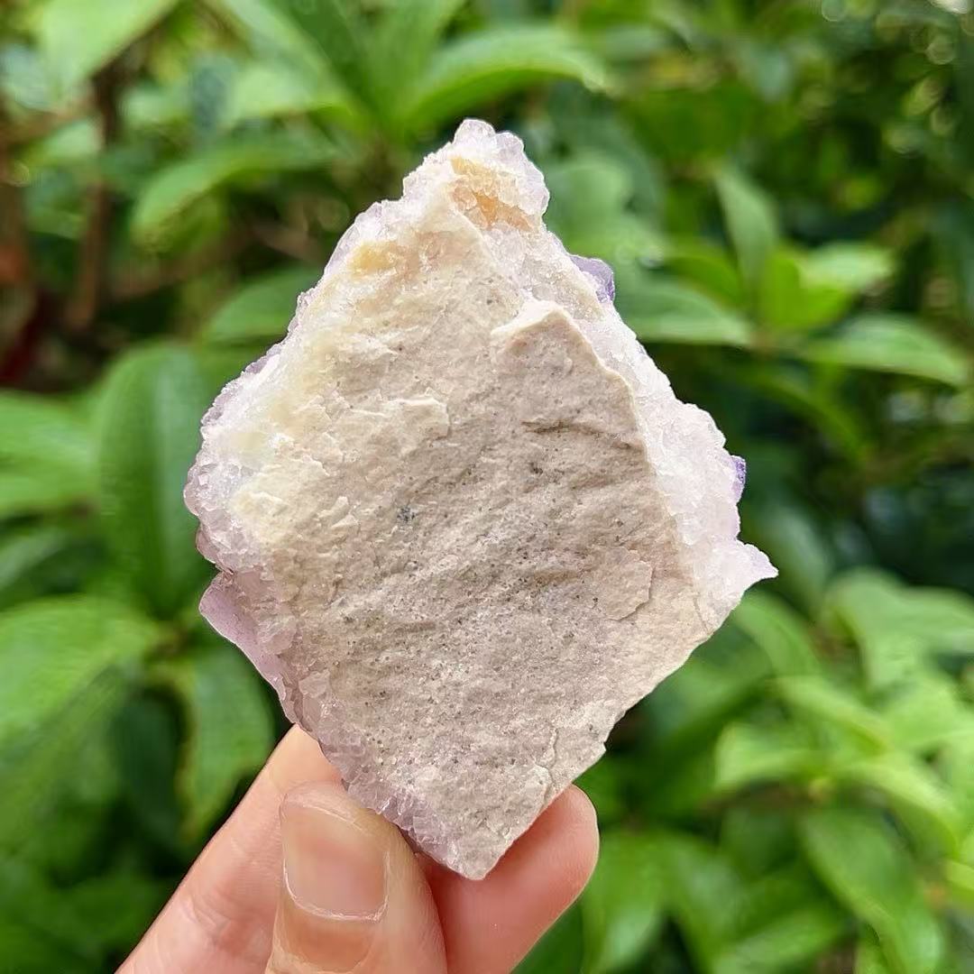 5A95G lavender fluorite