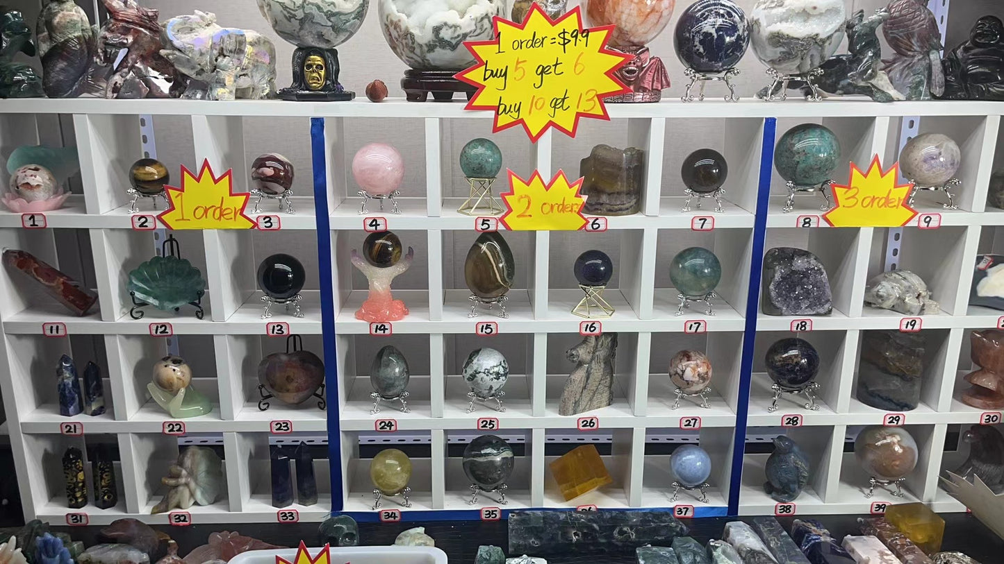 Crystal live (tower sphere carving freeform )(buy 5order get 6order buy 10order get 13order buy 15order get 19order buy 20order get 26order )Each order can get freebee