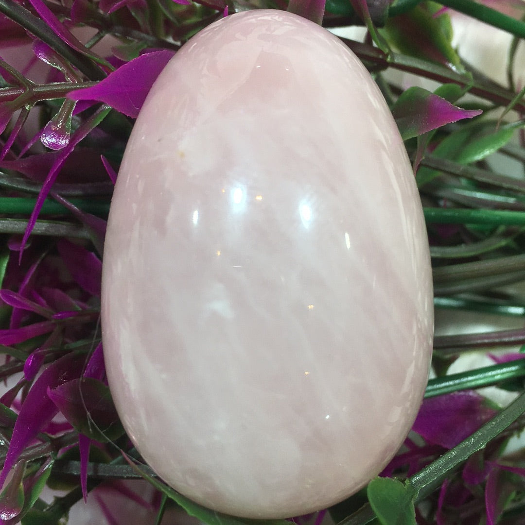 rose quartz egg