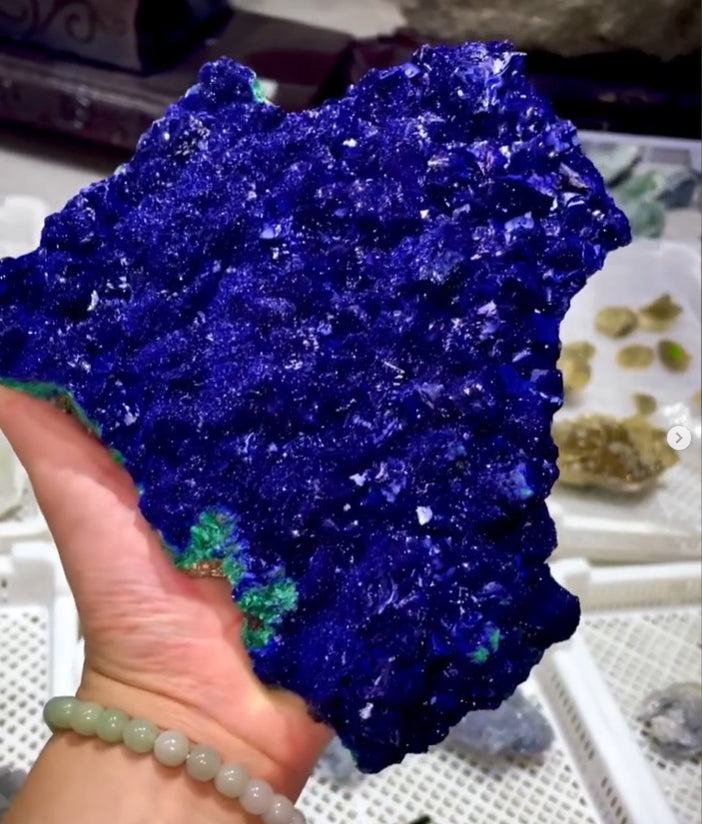 Museum collection level (one object, one picture)