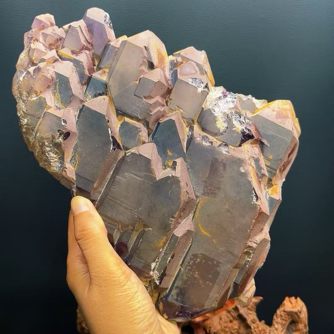 5A 2800G  Natural Red-Rind Amethyst Quartz Cluster With Wood Base