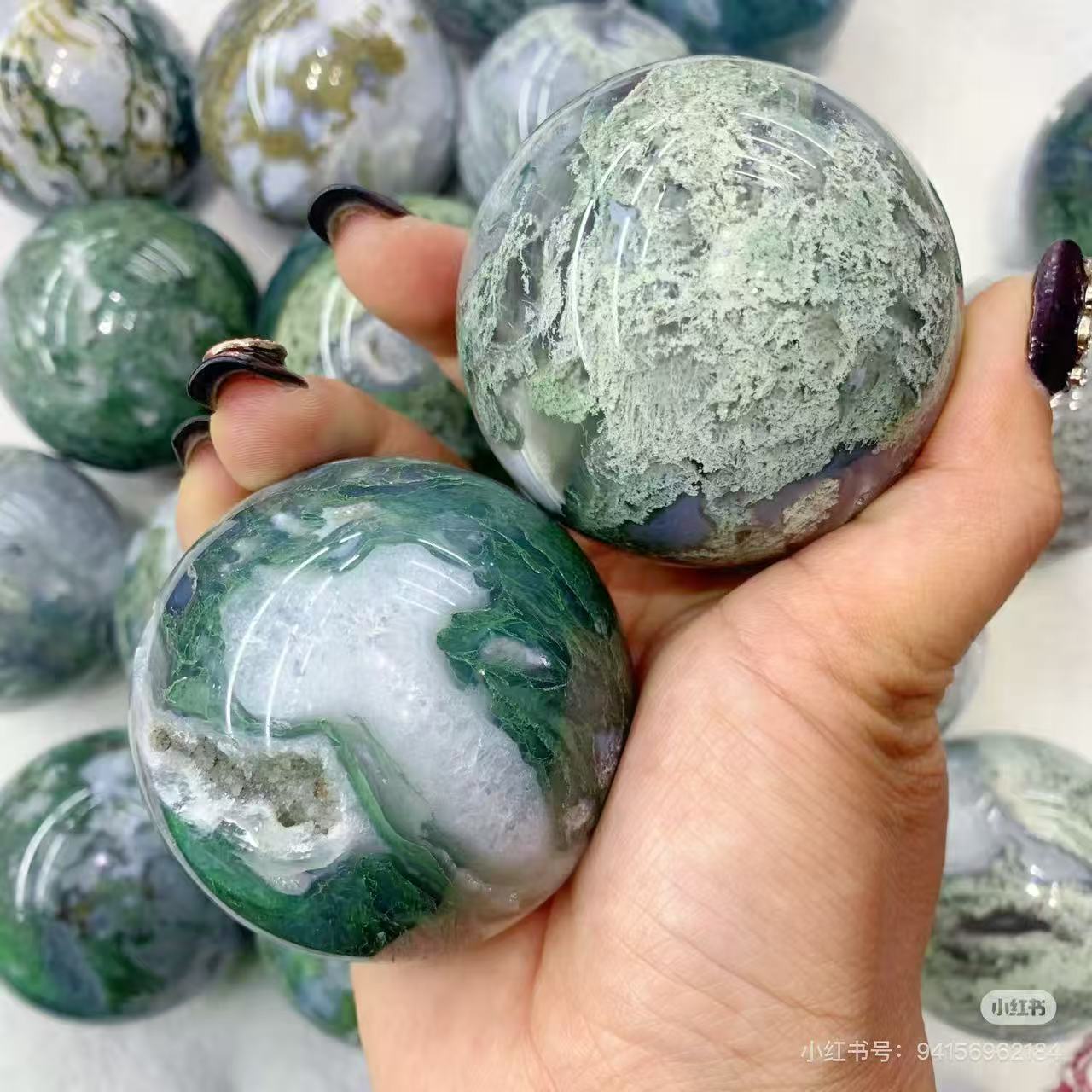 5A 300G    Natural  Aquatie plant  Agate sphere