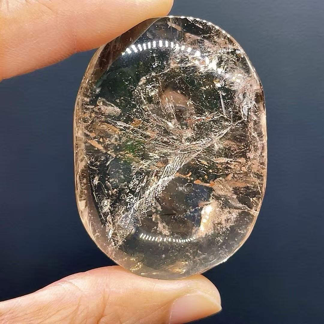 5A170G   High-clarity Smoky Quartz Palm Stone