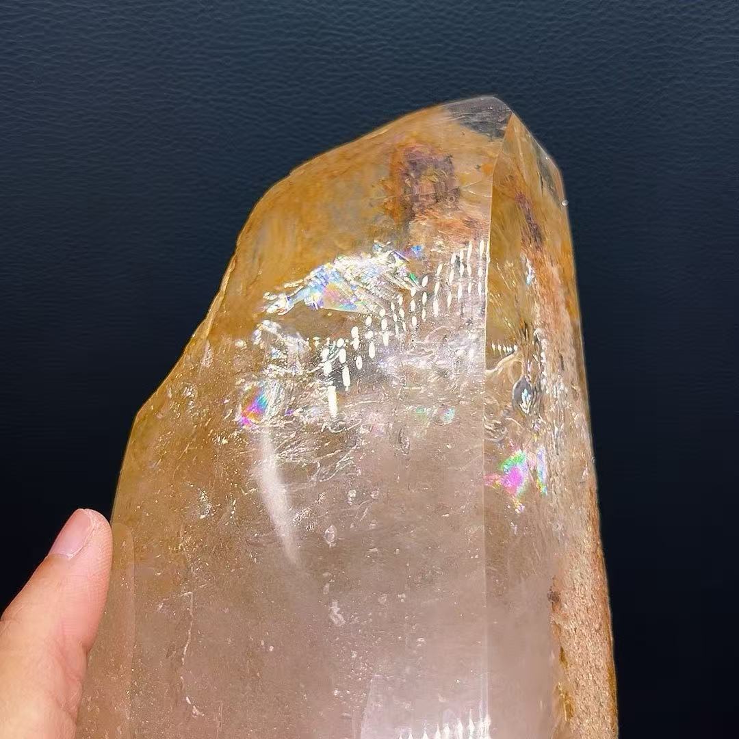 5A1840G     Premium Dazzling Ultra-Clear Red & Yellow Flower Quartz Ornament