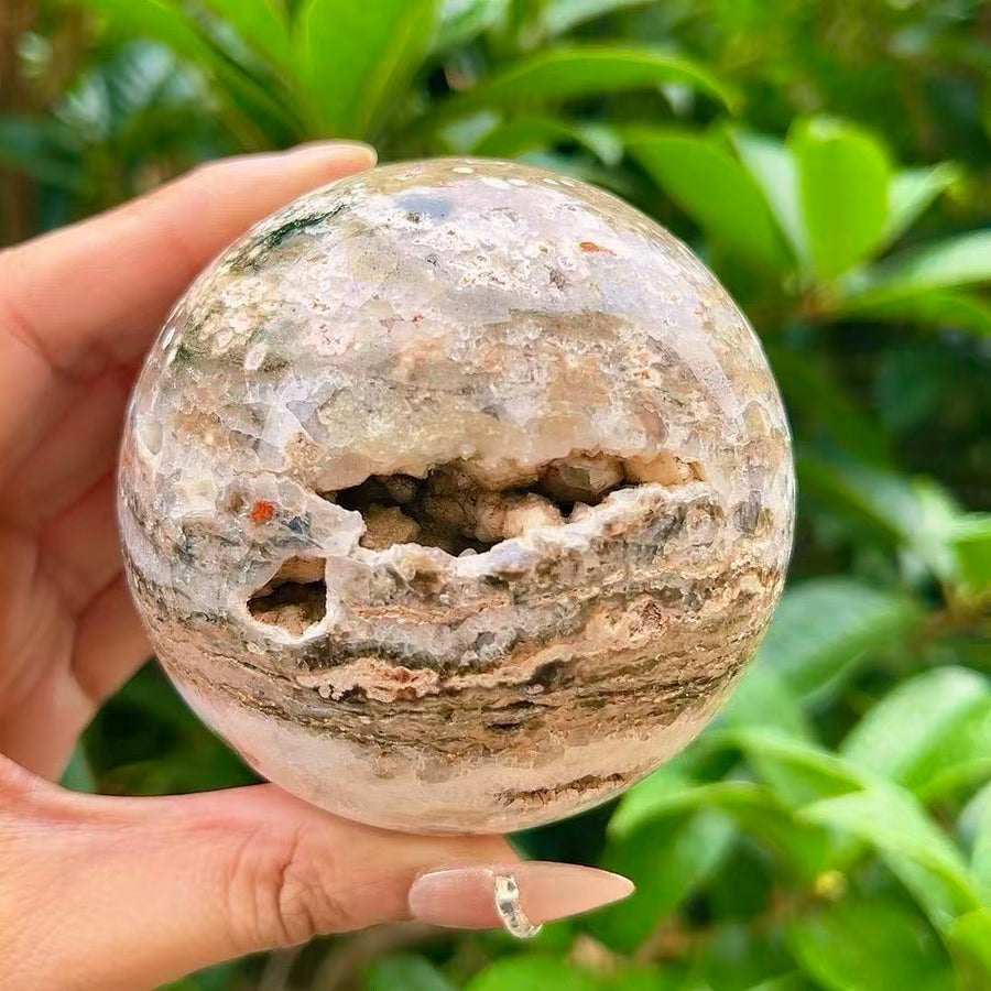 5A300G   Vivid Veined Eight-gen Ocean Jasper Orb