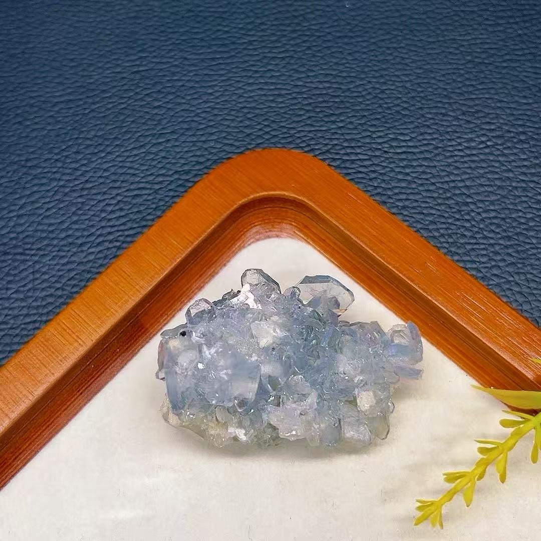 5A50G    Sky-blue Barite