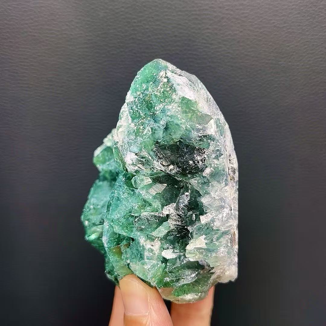 5A290G   Gem-grade Green Fluorite Specimen