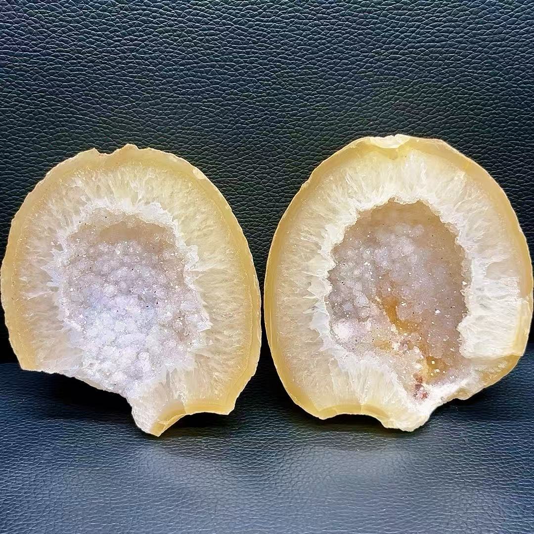 5A640G   Natural Rough Skin Agate Geode