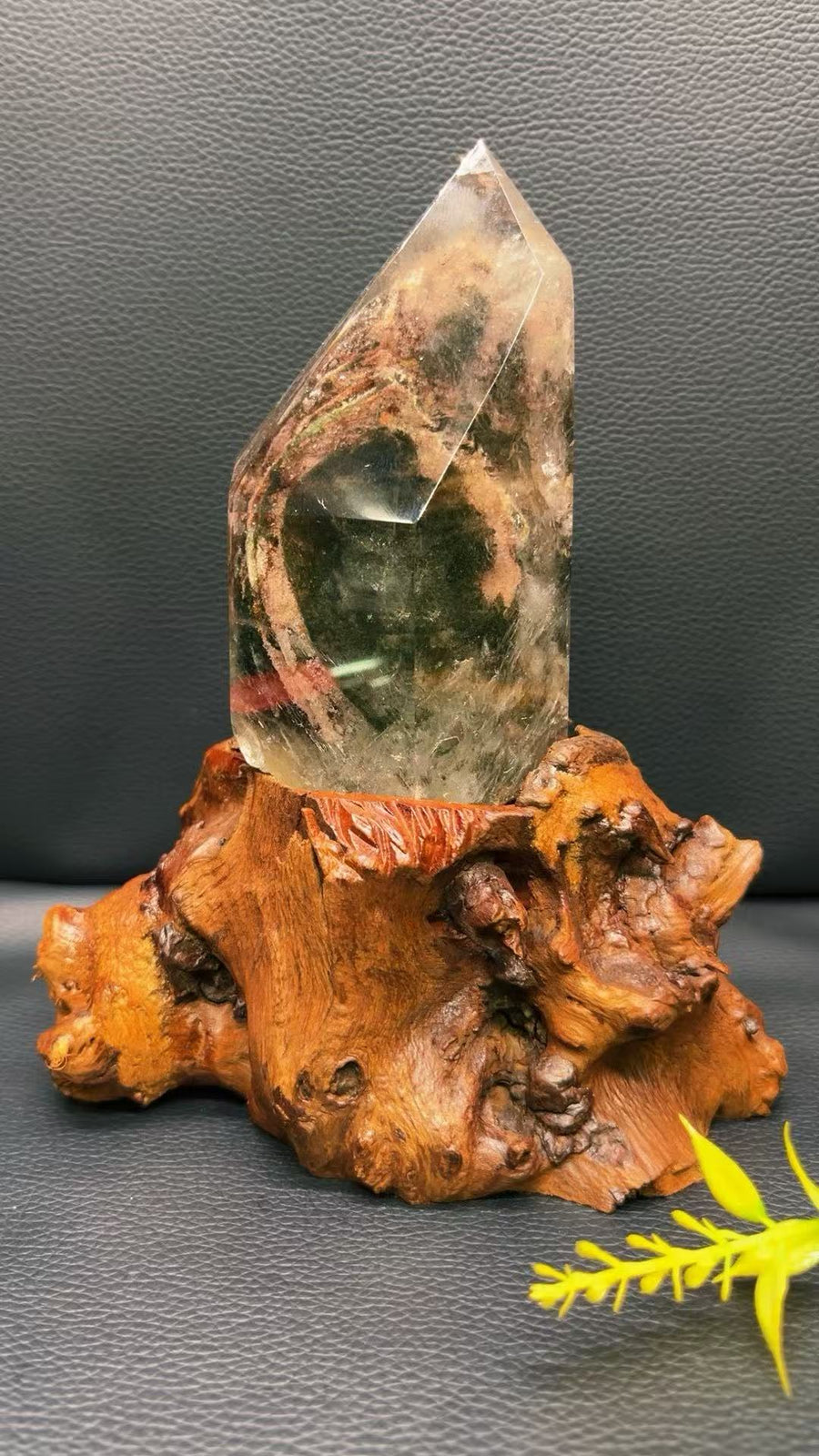 5A  810G  Red ahd  Garden phantom Quartz Lrregular Ornaments