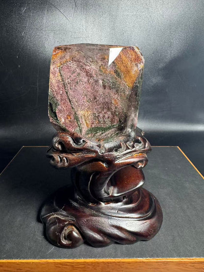 A00019 AA RARE purple garden view quartz from brazil