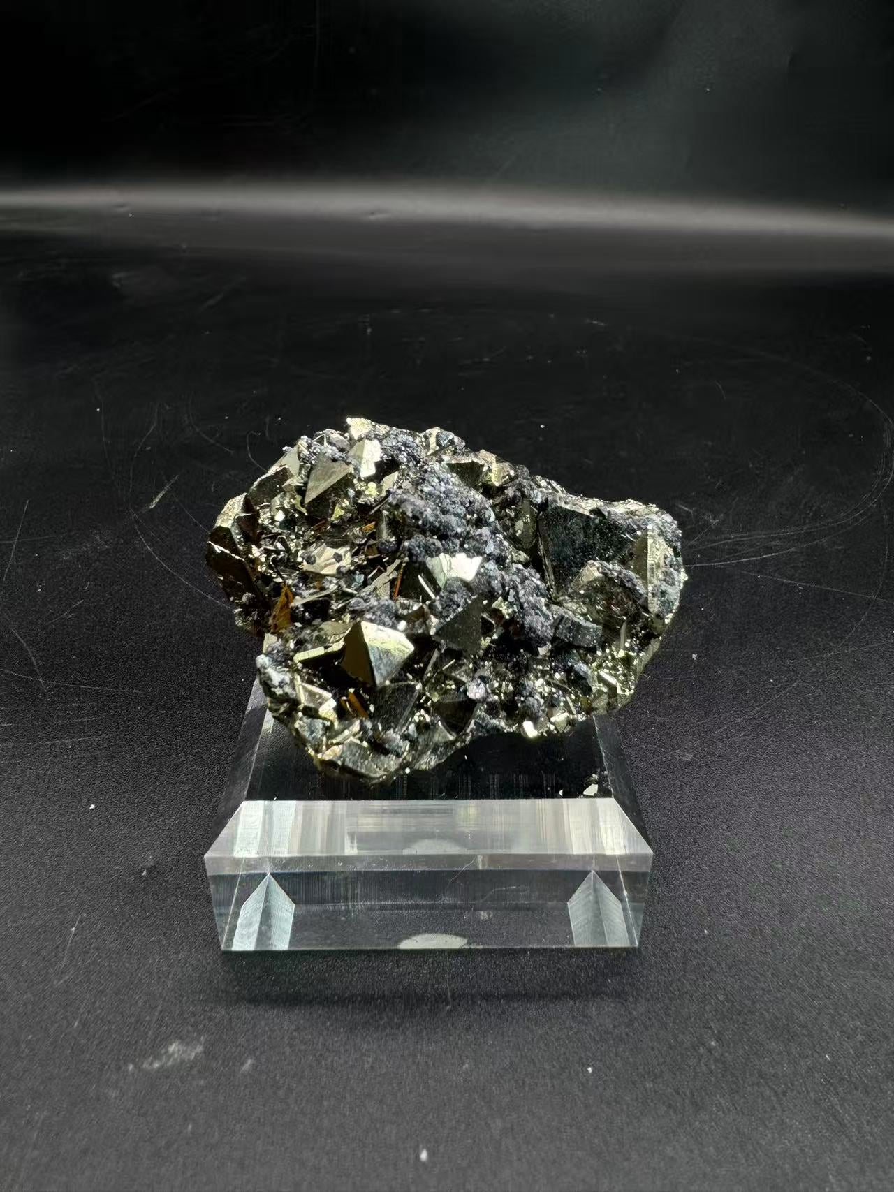 A00022  Natural octahedron pyrite mixed specularite mineral specimen