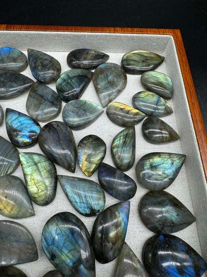 A00037 strong flash labadorite teardrop