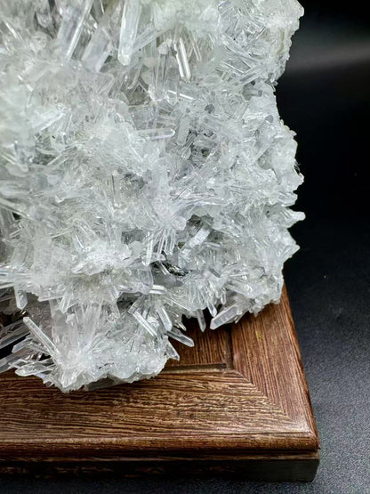 A00056 sparkly clarity clear quartz mixed specularite cluster