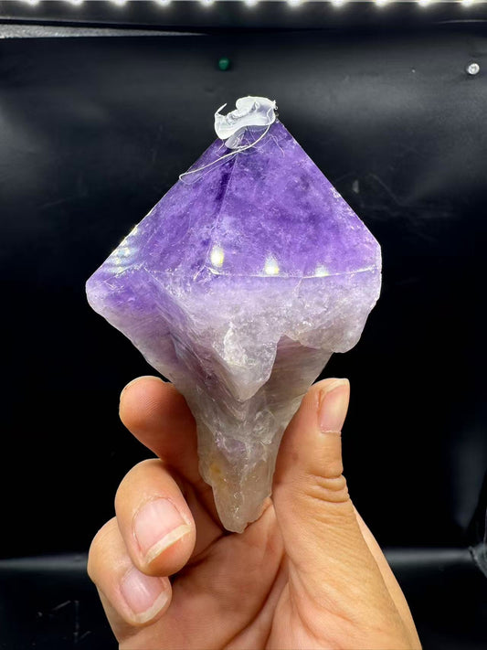 A00098  natural amethyst mushroom shape point