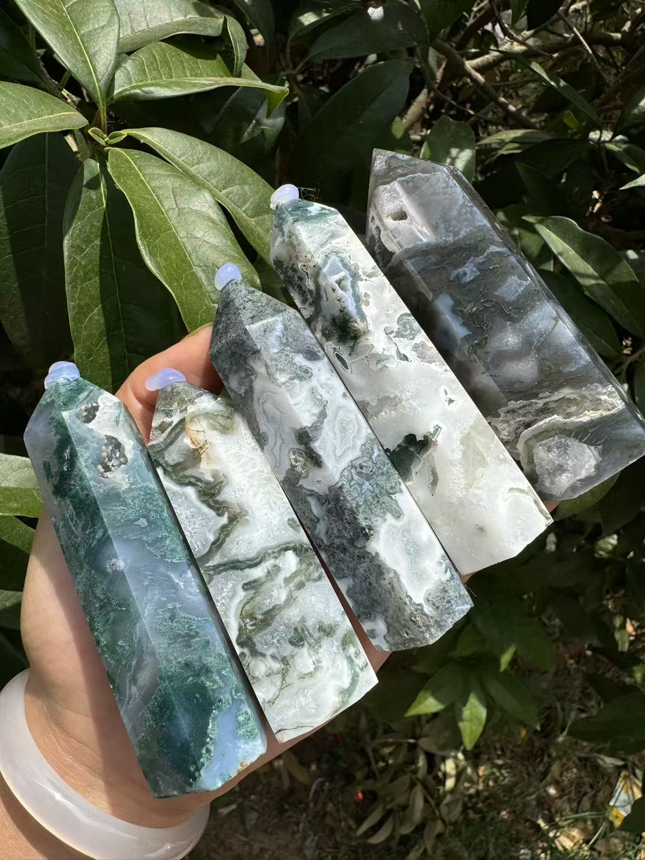 A00111 rare unique high quality moss agate tower (pretty moss very true to natute )(vivid)