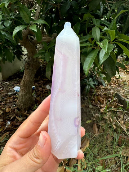 A00121 pretty pink jelly agate with beautiful bandding