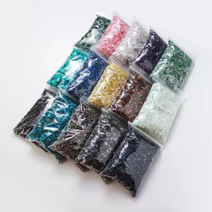 A00189 Rare natural hundreds of crystal / agate chips (note the color or material)