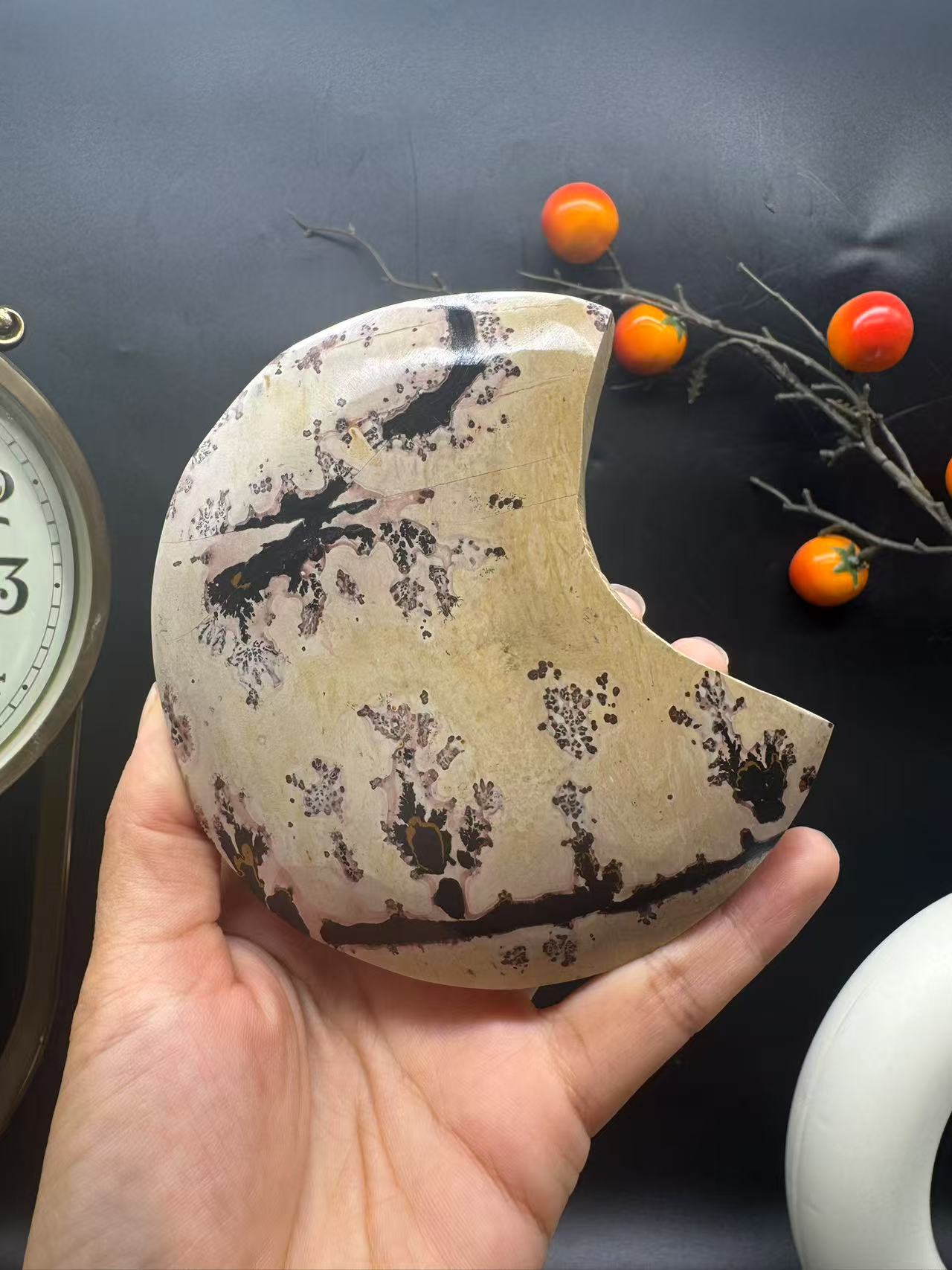 A00201  natural picture jasper moon carving