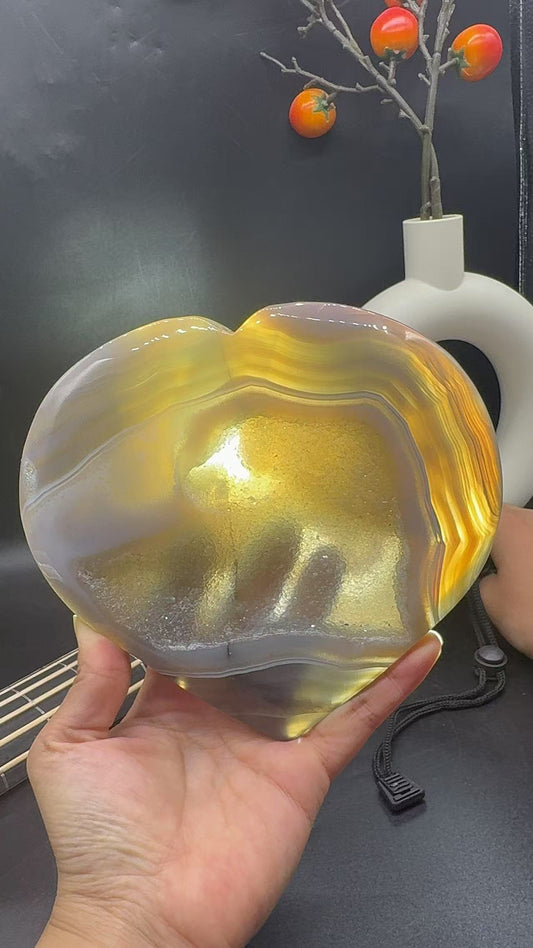 A00202  natural lace agate heart carving  xxl size