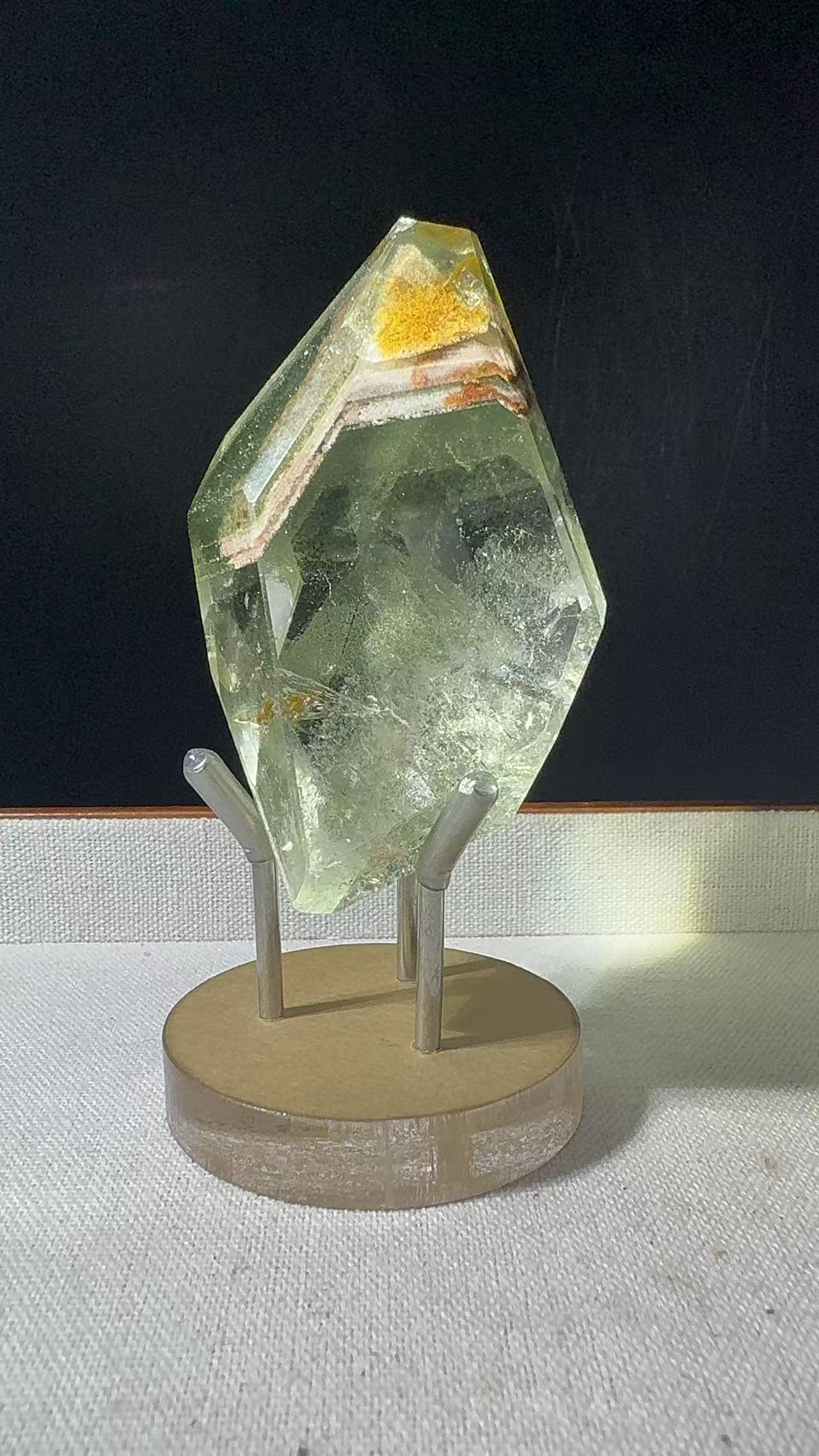 A00243 Rare natural highest quality green layer garden phantom mountain handcrystal