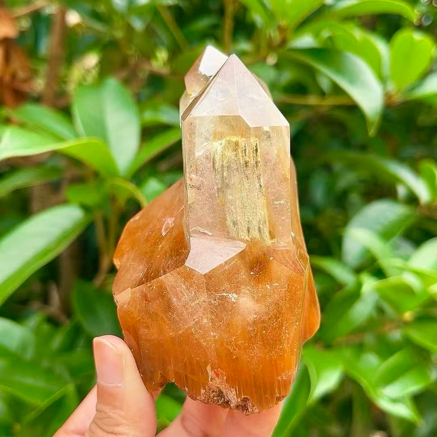 5A 410G    Natural Red Rabbit Hair & Green Phantom Quartz Ornament