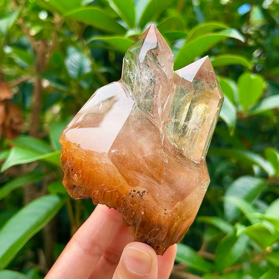 5A 410G    Natural Red Rabbit Hair & Green Phantom Quartz Ornament