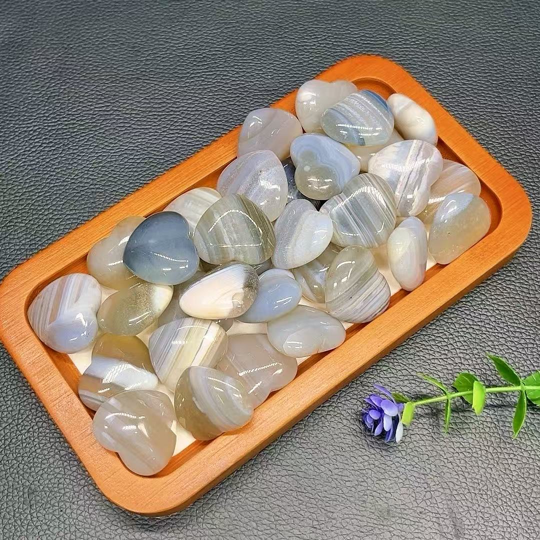 5A13G Premium Blue Vein Agate Heart Carving