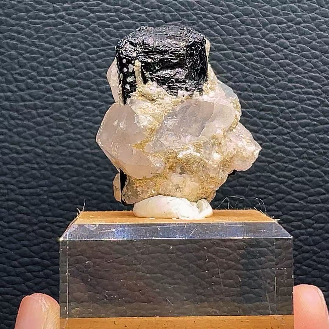 5A30G  High-grade black tourmaline & white quartz intergrowth