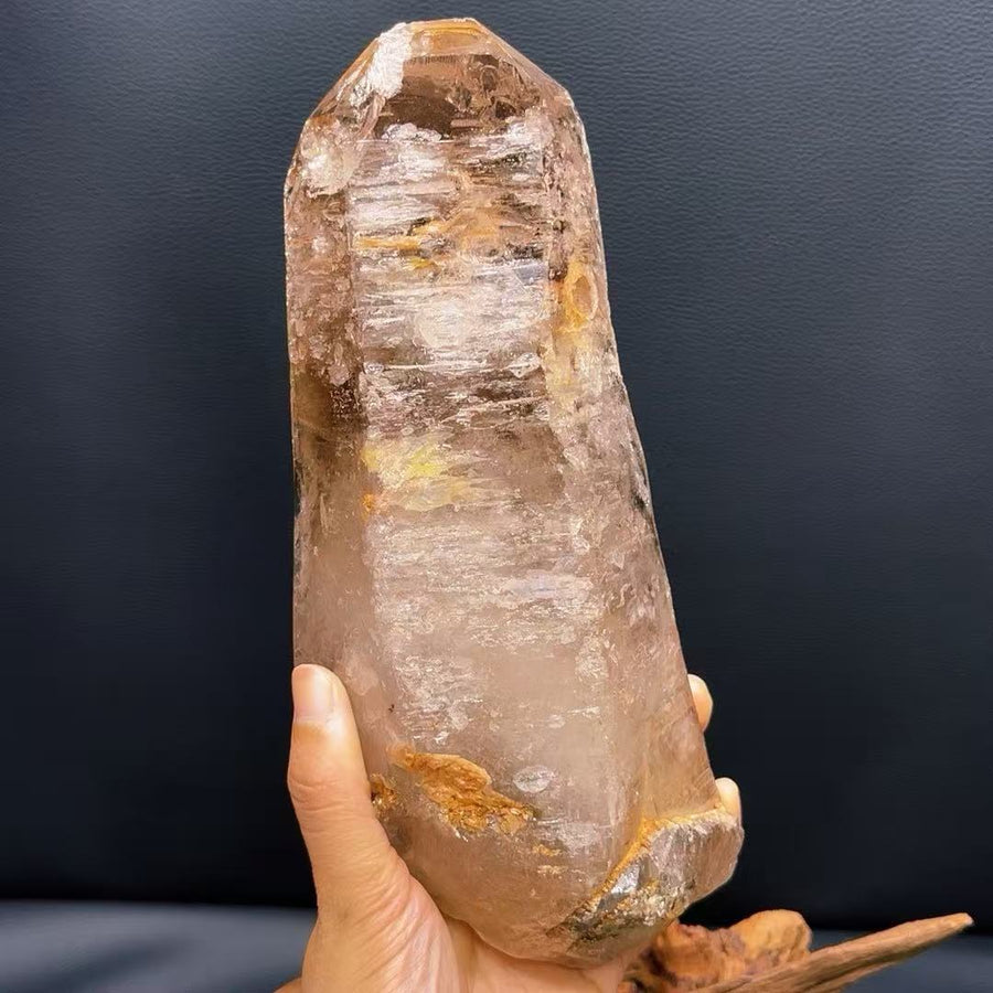 5A 1690G   Skeleton Crystal Pillar