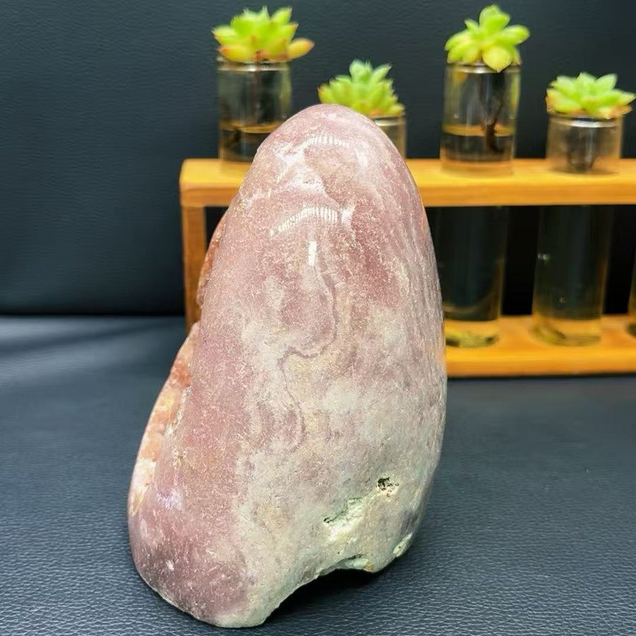 5A 1180G   Sakura Agate Gummy Geode