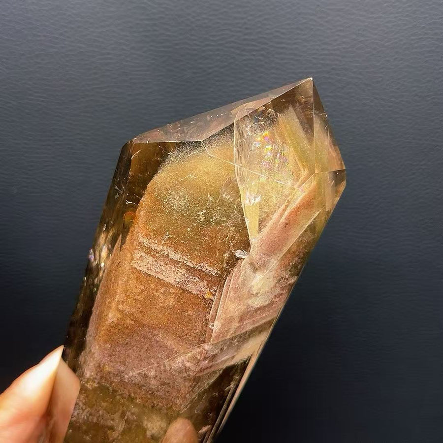 5A 470G  Natural Hidden Mountain Green Phantom Quartz Column Ornament