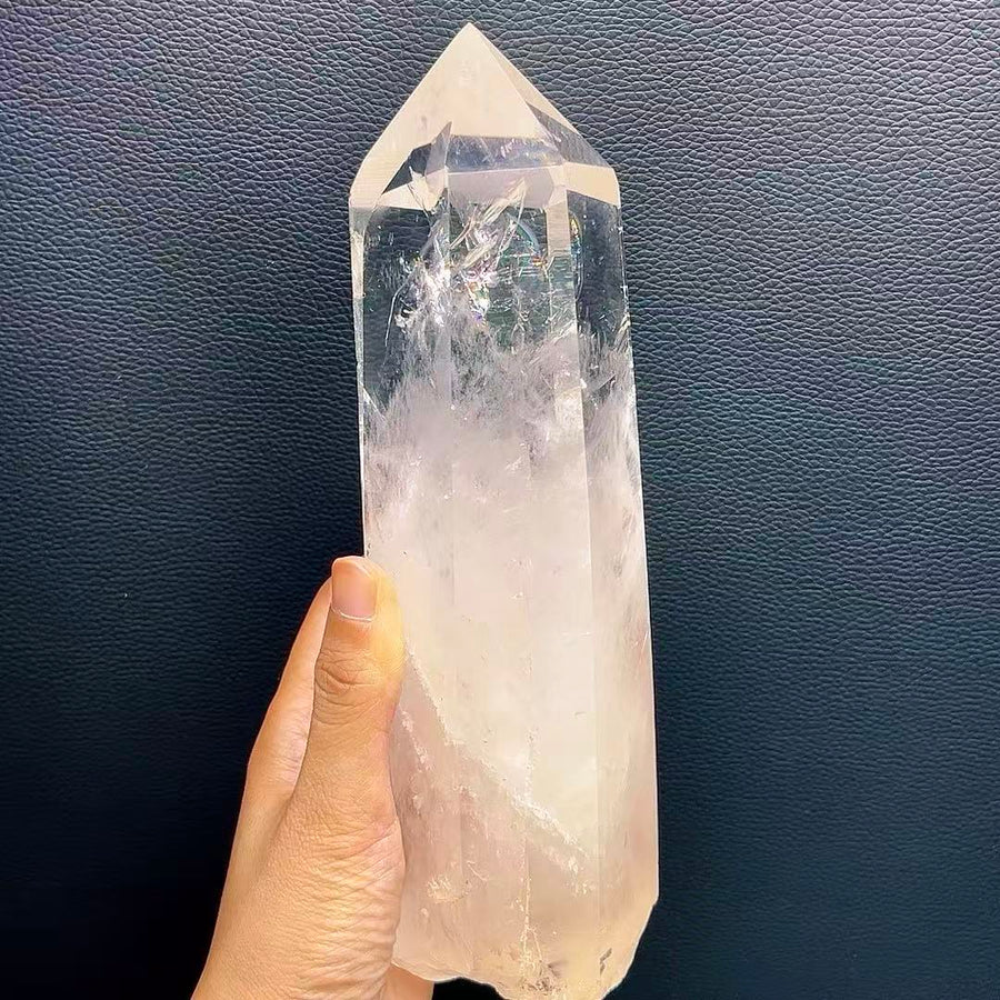 5A 1300G    Natural Vibrant Clear White Quartz Column Ornament
