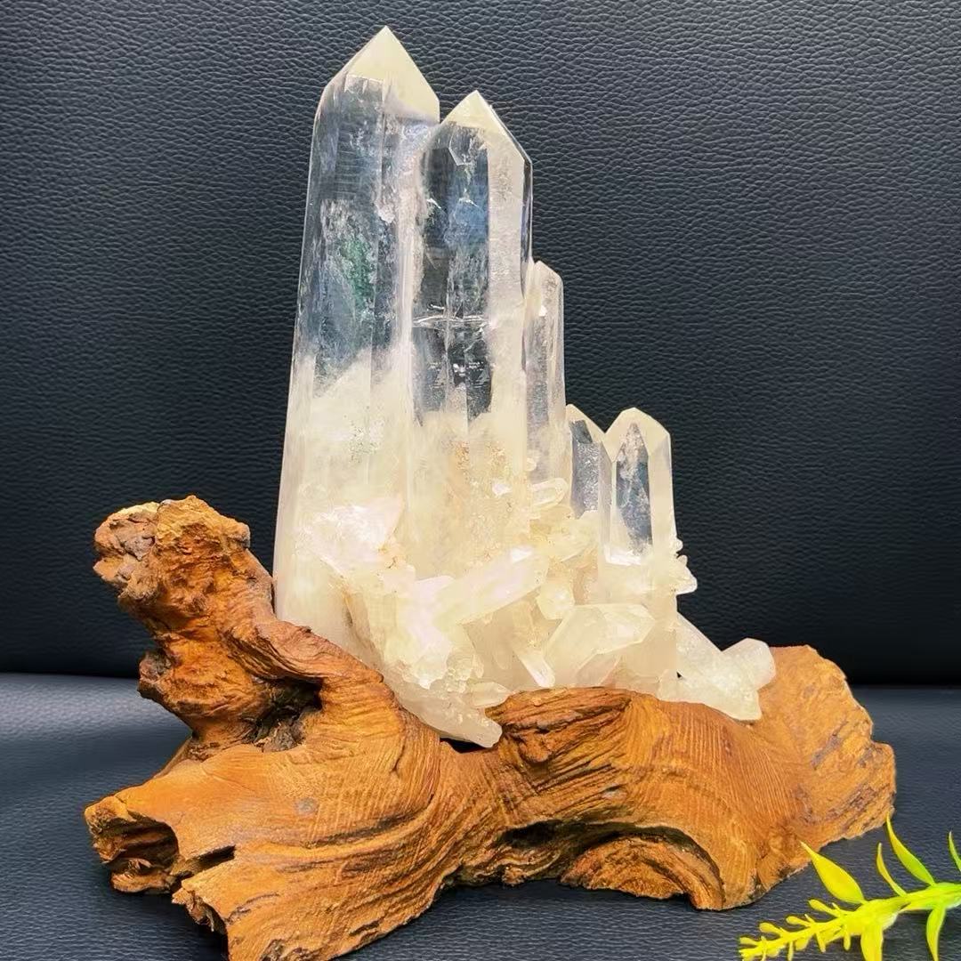 5A 1020G   Natural  High-Clarity Blue needle clear  Quartz  Cluster